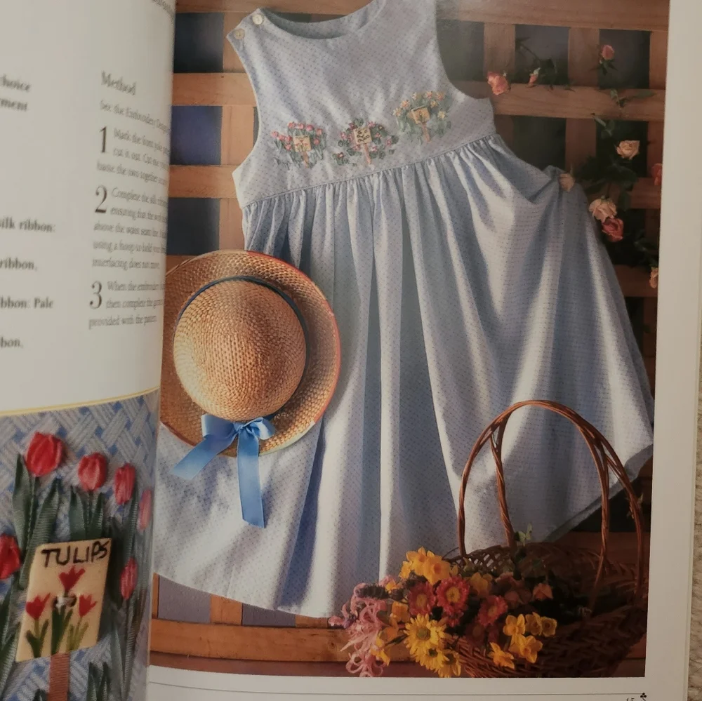 Anne's Glory Box Book Seven Gloria McKinnon 2011